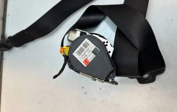 Mercedes-Benz A W169 Front seatbelt 602877300