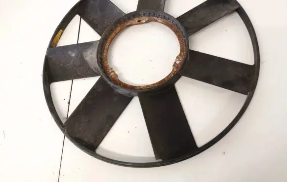 BMW 5 E39 Fan impeller 11522246040