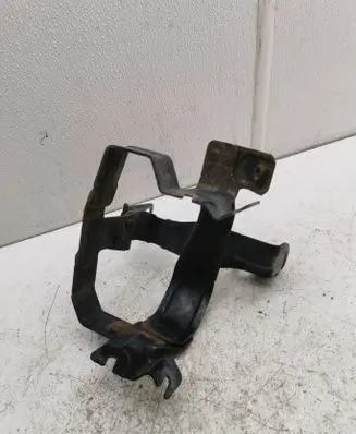Volvo XC60 Power steering pump mounting bracket 31280634