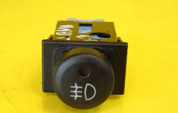Suzuki Liana Fog light switch 
