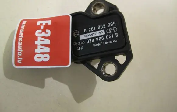 Audi A3 S3 8P Air pressure sensor 038906051B