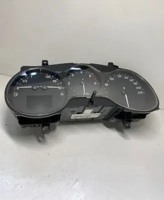 Seat Altea Speedometer (instrument cluster) 5P0920823C V0008000 SEZ7Z0F3401948