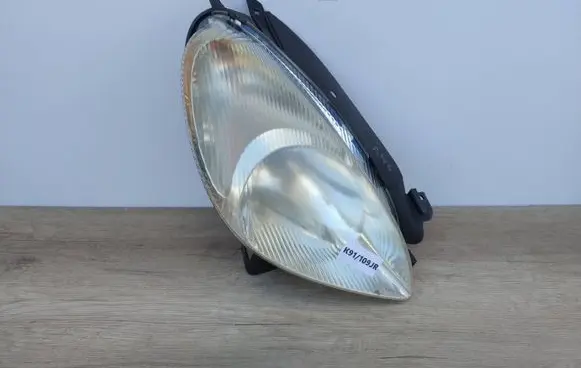 Citroen Xsara Picasso Headlight/headlamp E95211