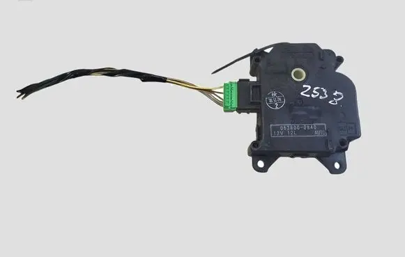 Jaguar XF X250 Air flap motor/actuator 0638000840