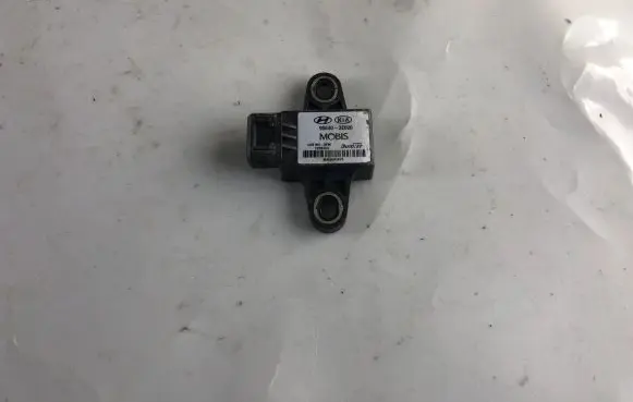 KIA Sorento ESP acceleration yaw rate sensor 956403E000 1236264 NAI5603479