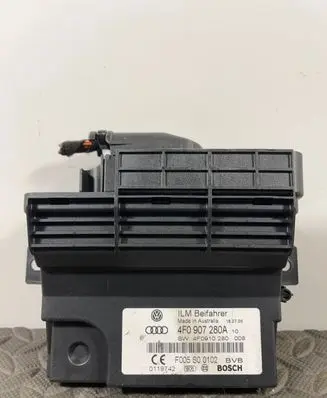 Audi A6 S6 C6 4F Power management control unit 4F0907280A 4F0910280 F005S00102