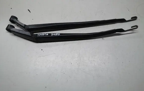 Toyota Land Cruiser (J150) Front wiper blade arm 5192339