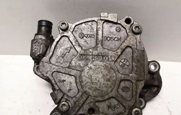 Skoda Fabia Mk2 (5J) Vacuum pump 03L145100G