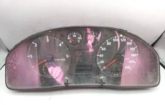 Audi A4 S4 B5 8D Speedometer (instrument cluster) 110008695 8D9919033A