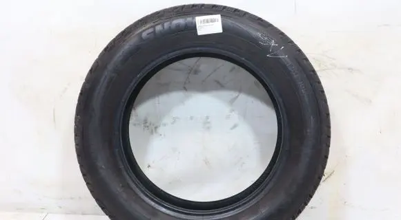 Suzuki SX4 R17 summer tire 