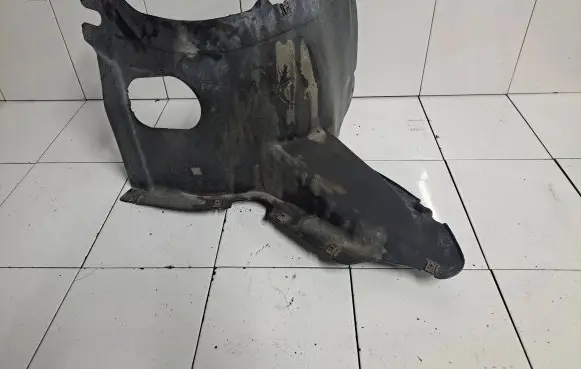 Volkswagen Jetta V Front wheel arch liner splash guards 1K0805911J