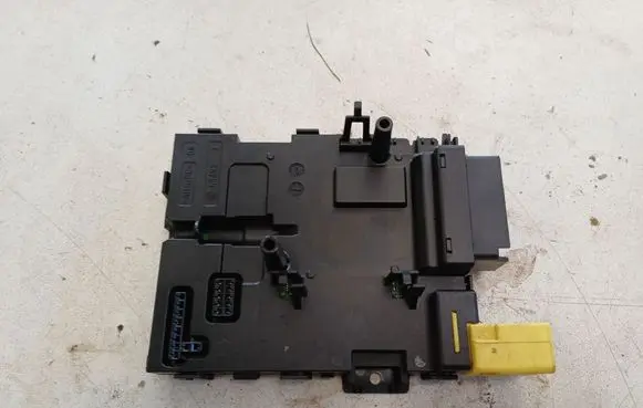 Volkswagen PASSAT B6 Steering angle sensor 3C0953549L