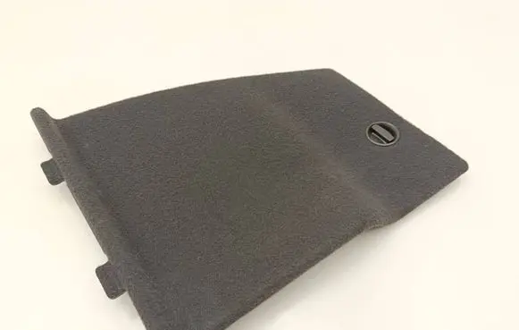 Trunk/boot lower side trim panel