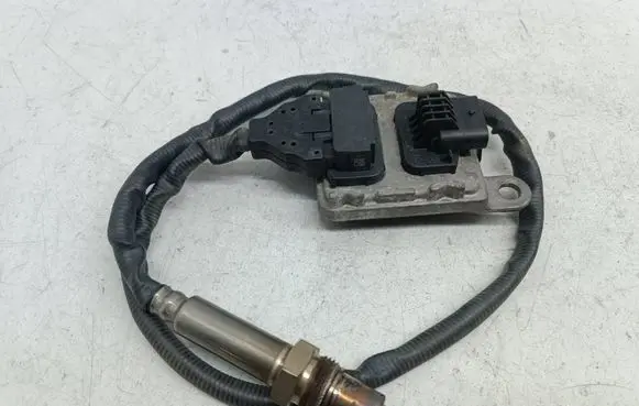 Mercedes-Benz Sprinter W907 W910 Lambda probe sensor A0009053109 0009053109