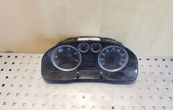 Volkswagen PASSAT B5.5 Speedometer (instrument cluster) 110080198006 3B0920927A