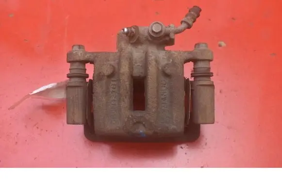 Chevrolet Equinox Rear brake caliper