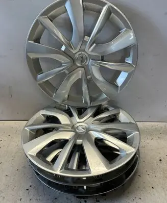 Opel Corsa F R16 wheel hub/cap/trim 9834872480