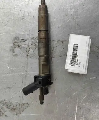 BMW 5 F10 F11 Fuel injector 13537805428 13537805429 7805428