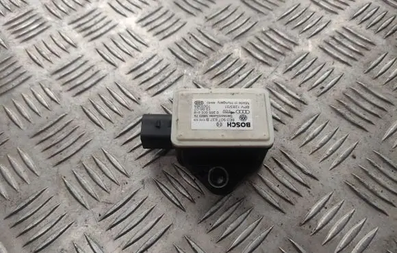 Audi A6 S6 C6 4F ESP acceleration yaw rate sensor 8E0907637B 0265005618 7003365
