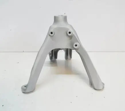 Audi A4 S4 B9 8W Engine mounting bracket 8W0199308A