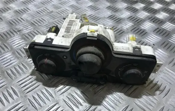 Renault Megane II Climate control unit 69420001 62425403