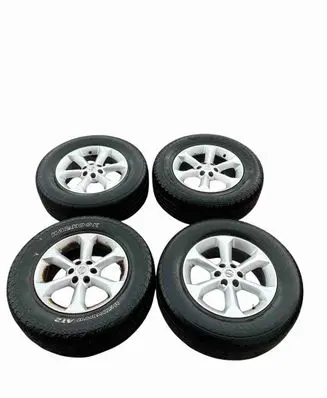 Nissan Navara D40 R17 alloy rim WA374X00B