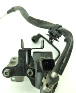 Land Rover Freelander 2 - LR2 Vacuum valve 9681852480 9665456180