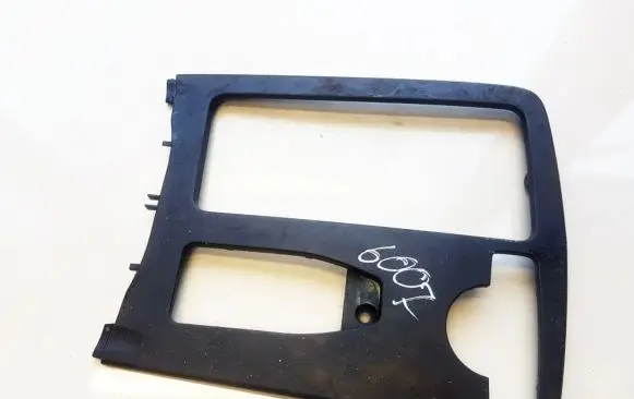 Mercedes-Benz C AMG W204 Other interior part A2046800207 0005033022