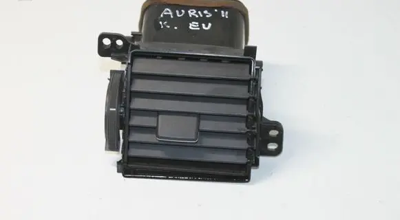 Toyota Auris 150 Dashboard side air vent grill/cover trim