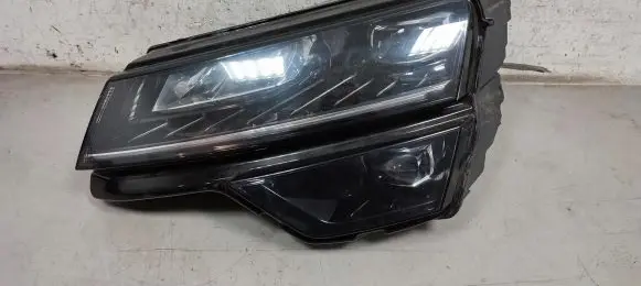 Skoda Karoq Headlight/headlamp 57B941015B