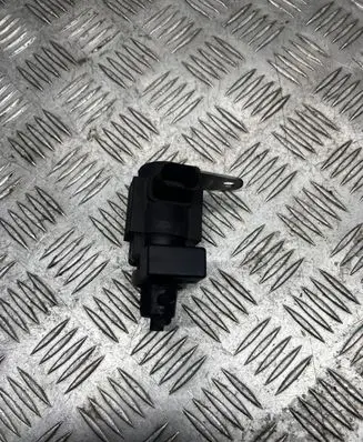 Audi A8 S8 D3 4E Turbo solenoid valve 057906630A