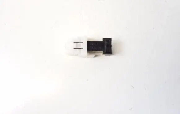 Mercedes-Benz S W222 Brake pedal sensor switch A0015456309