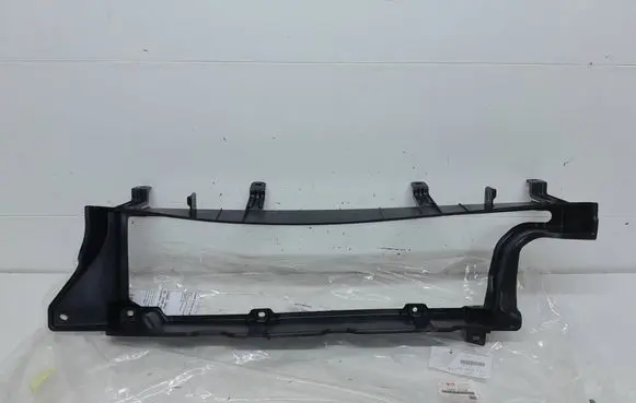 Suzuki Swift III Intercooler air guide/duct channel 7243381S00 7243381S0