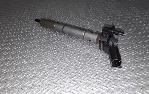 Audi A6 S6 C6 4F Fuel injector 059130277S 0445115024