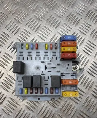Alfa Romeo 159 Fuse box set 50513644 29072008