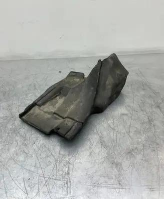 BMW 7 F01 F02 F03 F04 Fender foam support/seal 9131195