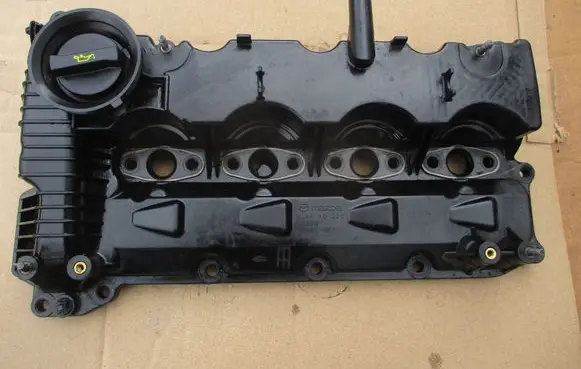 Mazda 6 Rocker cam cover R2AA10220 S5209