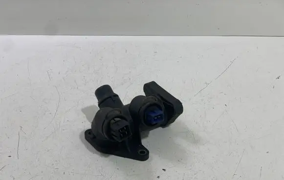 Volkswagen PASSAT B5 Brake booster pipe/hose 058121133B