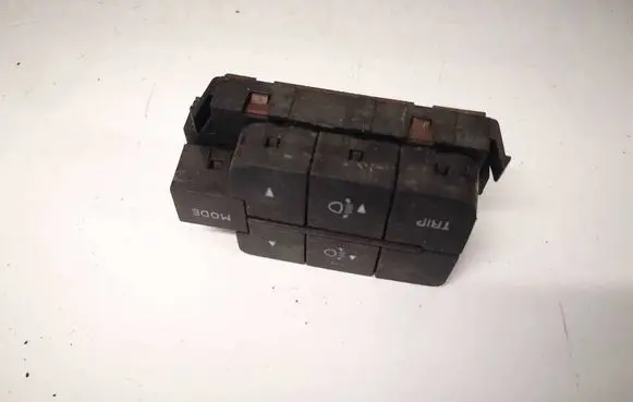 Iveco Daily 30.8 - 9 Headlight level height control switch B569