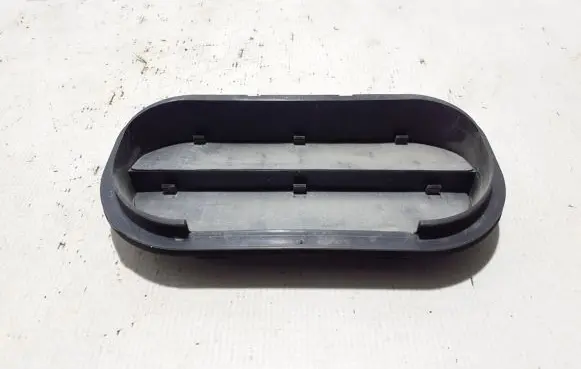 Volkswagen PASSAT B8 Fender grill 6R0819465A