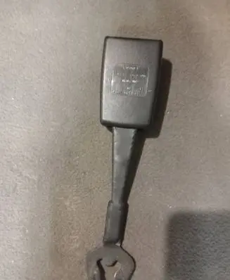 Audi A4 S4 B6 8E 8H Front seatbelt buckle 8E0857755C