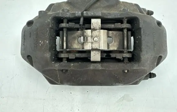 Volkswagen Touareg II Front brake caliper 209236052A