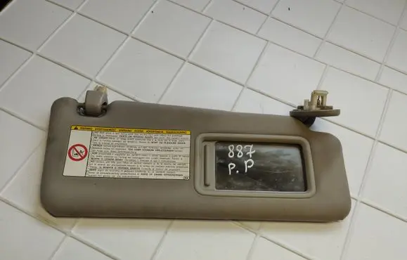 Sun visor