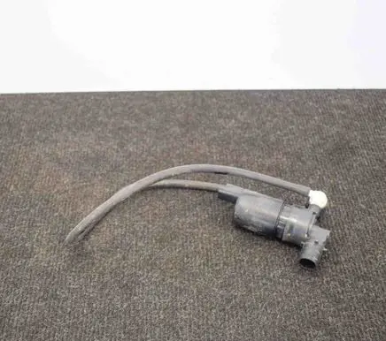 Dacia Sandero Windscreen/windshield washer pump