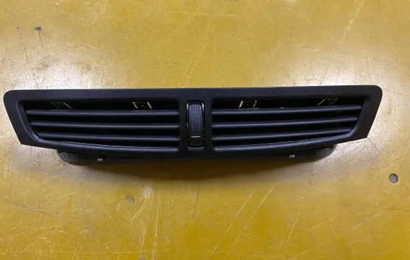 Ford Kuga II Dash center air vent grill AM51R01815ADW