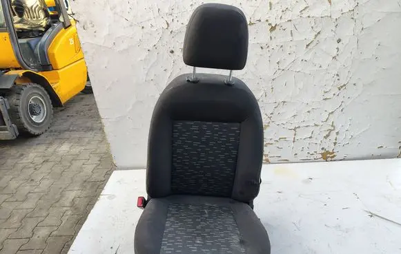 Opel Combo D Front driver seat 