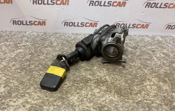 Volkswagen PASSAT B4 Ignition lock 357905851D