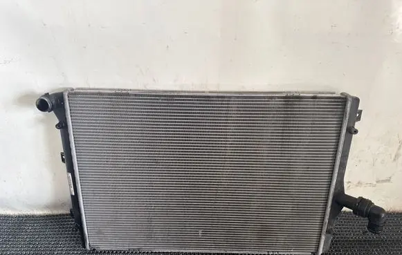 Volkswagen PASSAT B6 Coolant radiator 3C0121253BB