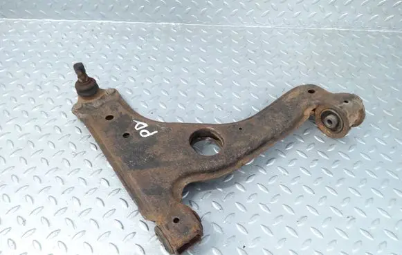 Front lower control arm/wishbone