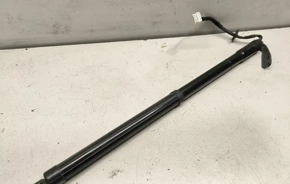 Nissan X-Trail T32 Tailgate/trunk strut/damper 905614CL2A